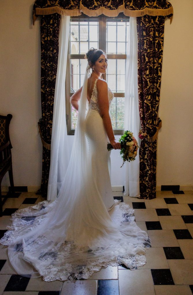 bride wedding dress