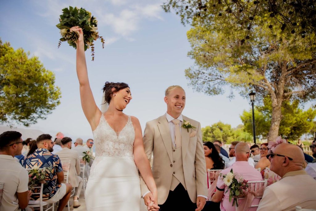 summer wedding at Marqués de Montemolar