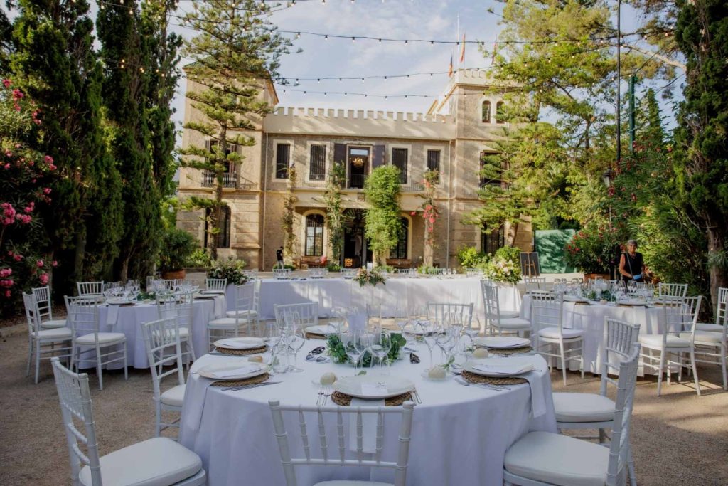 summer wedding at Marqués de Montemolar