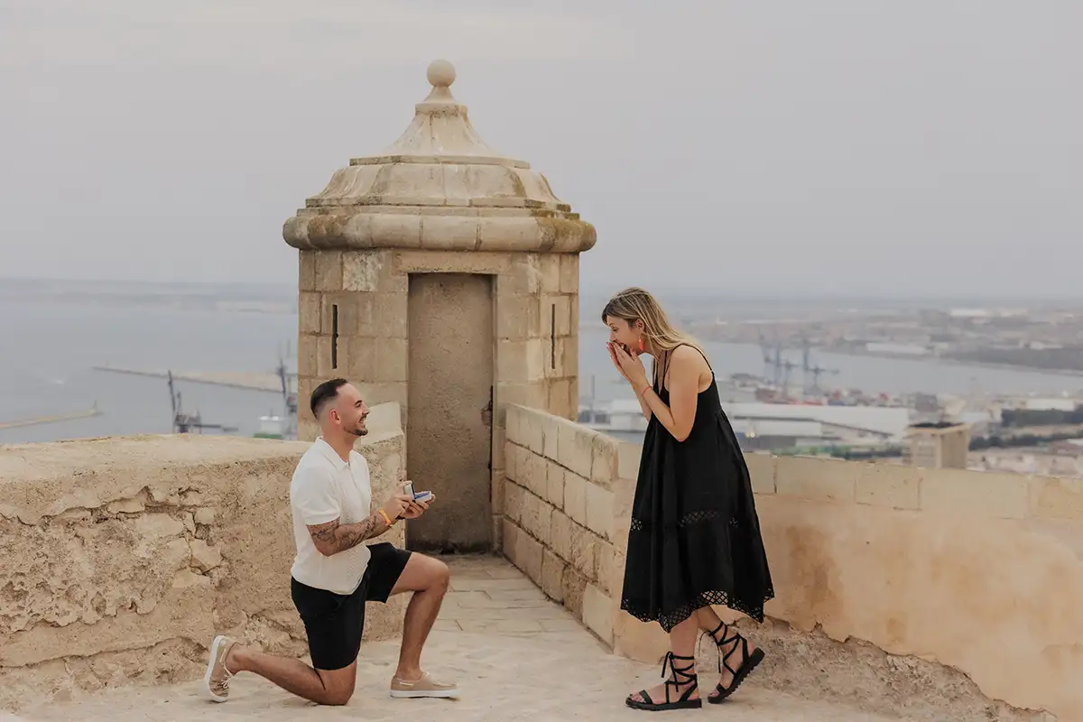 How to Propose in Alicante – Tips for Nervous Lovers